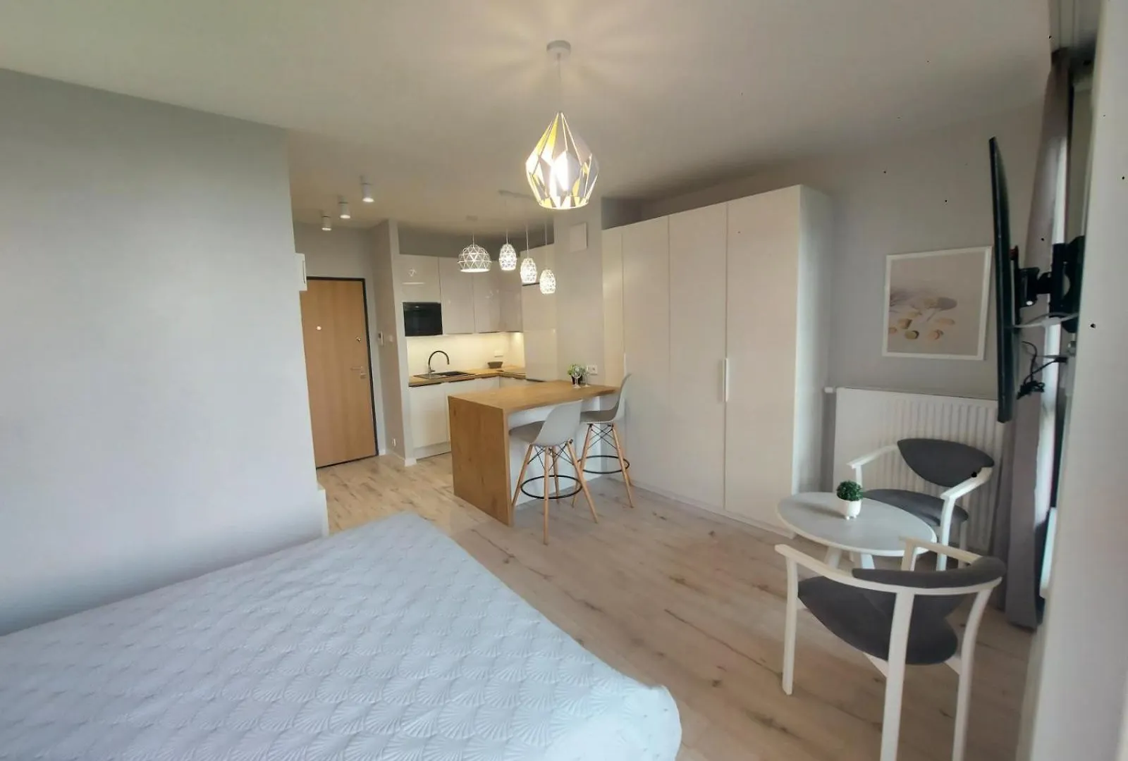 Luxapartmentwarszawa Z Bezplatnym Podziemnym Parkingem 0*, Warsaw Poland