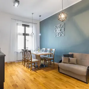 https://bridge-apartments-unique.krakowhotelspoland.com