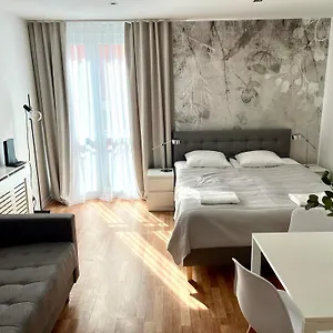 https://apt-apartament-kosciuszki-city-center.hotelswroclaw.com