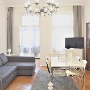 https://apartament-grand-ique.gdanskhotel.org
